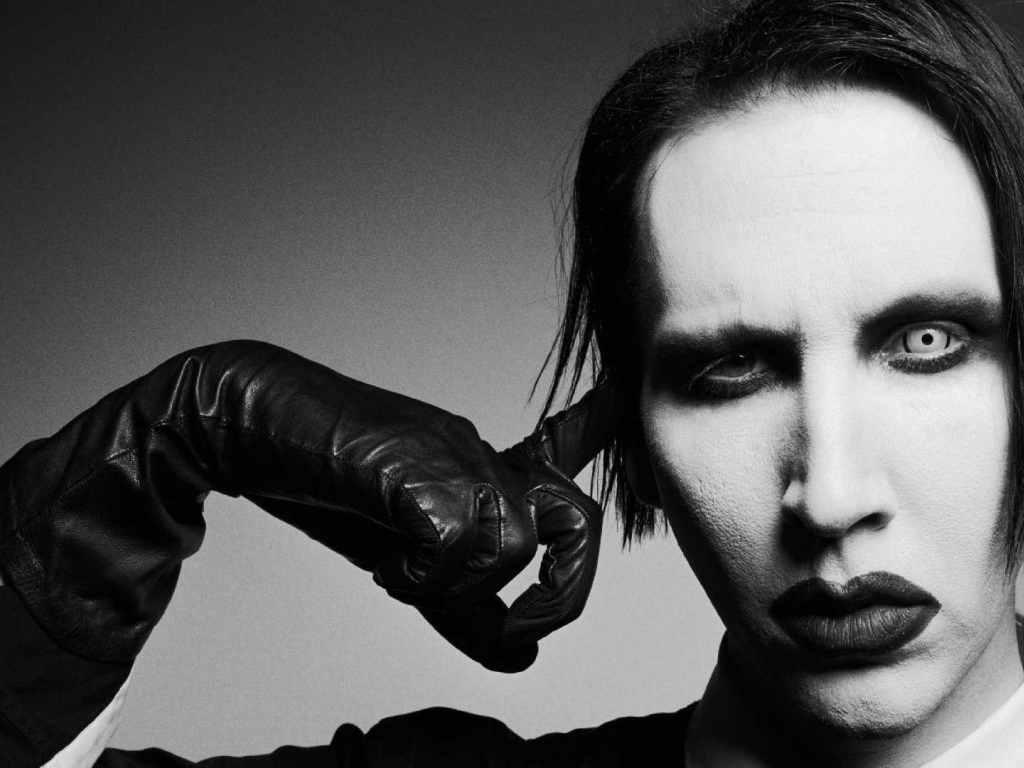 Знаменитый Marilyn Manson