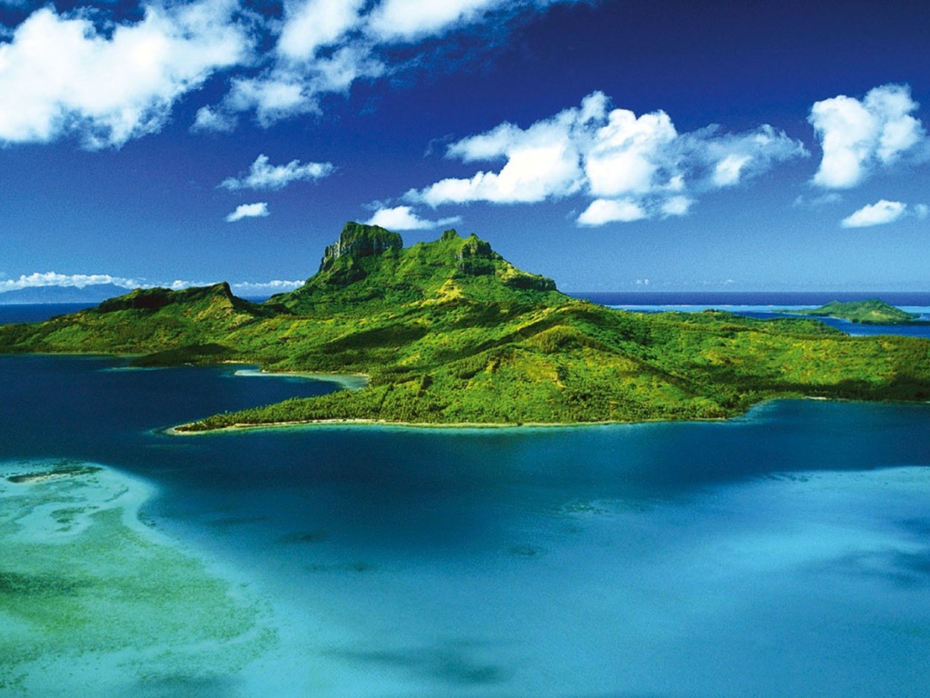 Остров во Французской Полинезии