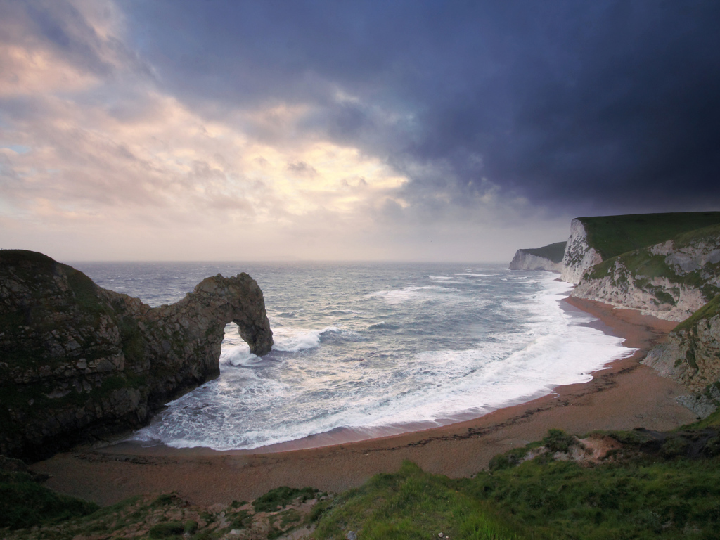 Арка в скале