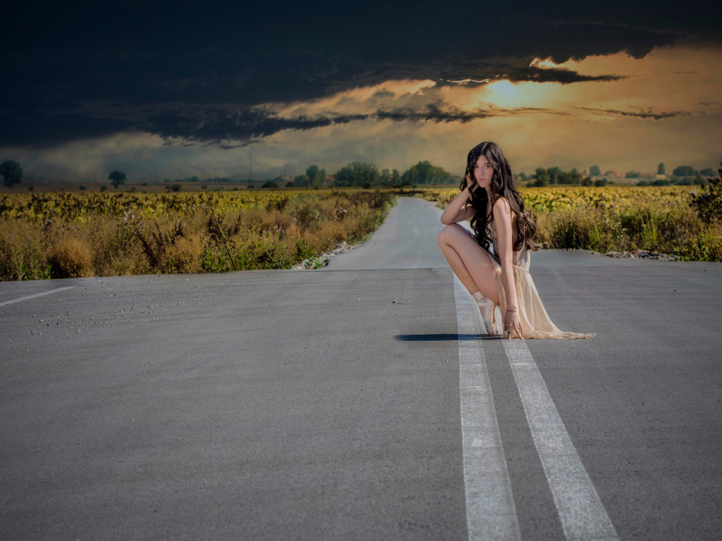 Балерина присела на дорогу