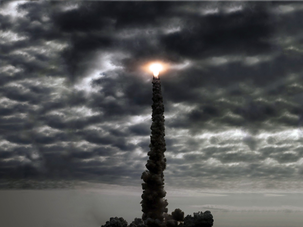 След от ракеты