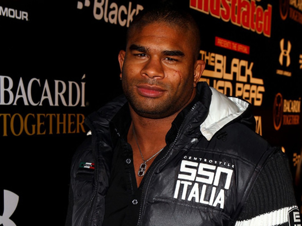 Бесстрашный боец UFC Алистер Оверим