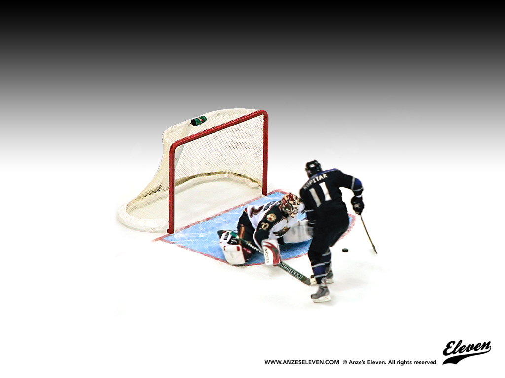 НХЛ игрок Лос-Анджелес Анже Копитар