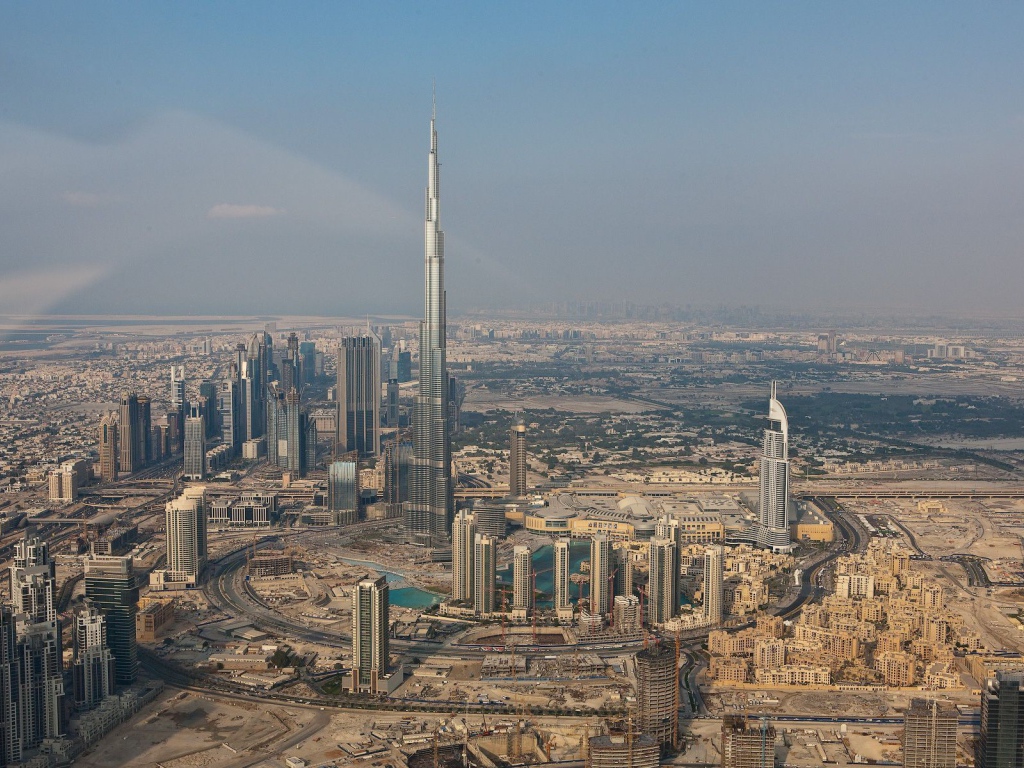 Стройка в Дубаи