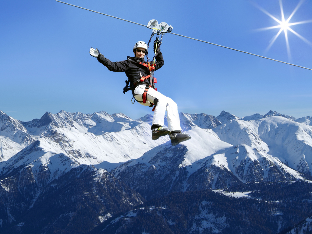 Активный отдых на горнолыжном курорте Серфаус, Австрия