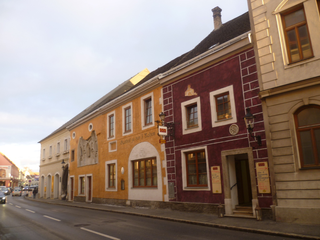 Городская улица в городе Гайнберг, Австрия