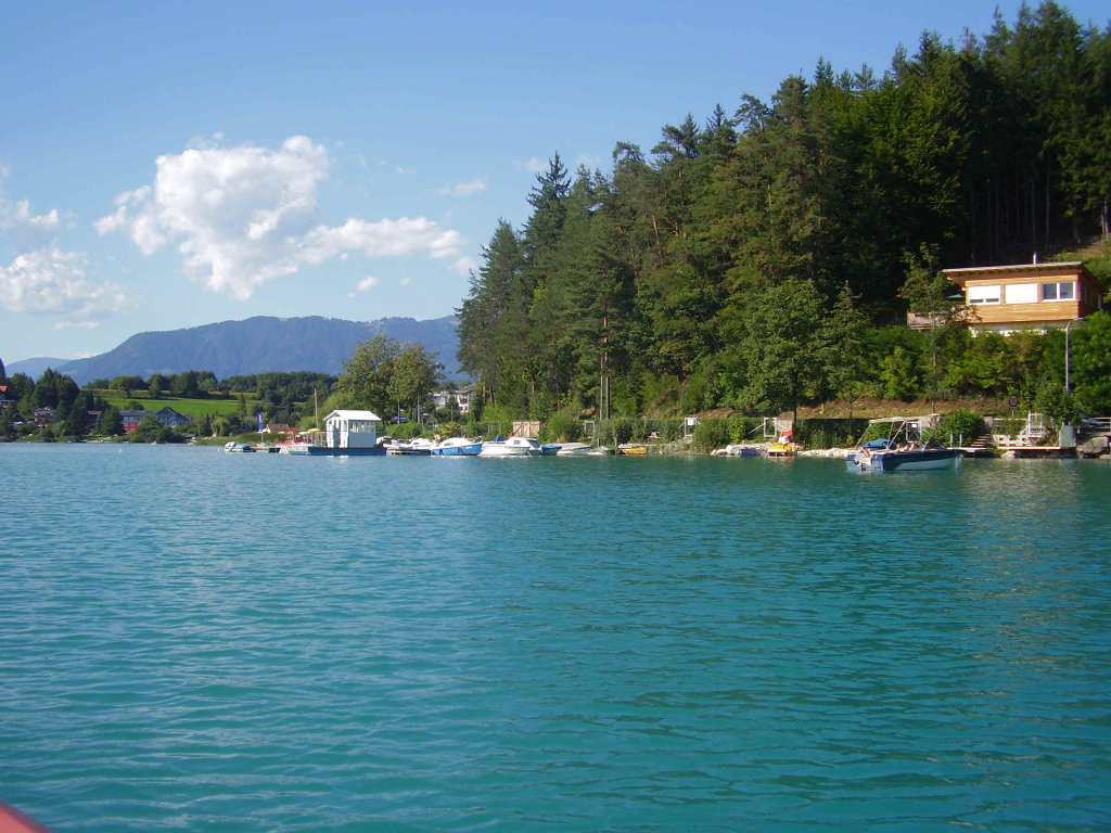 Побережье на курорте Фаакер-Зее, Австрия