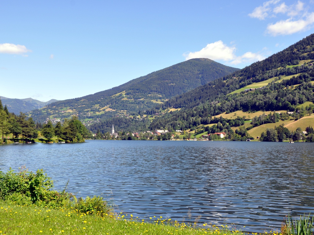 Lake Klopeiner See mountains in the background, Austria