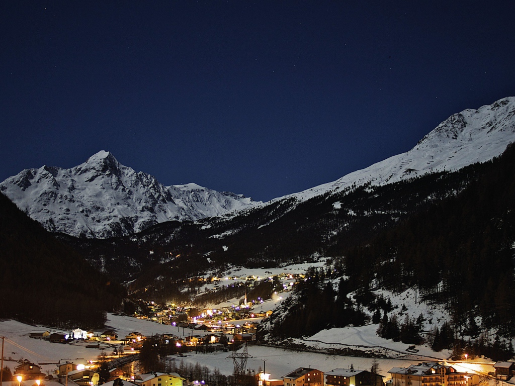 Ночь на горнолыжном курорте Зёльден, Австрия