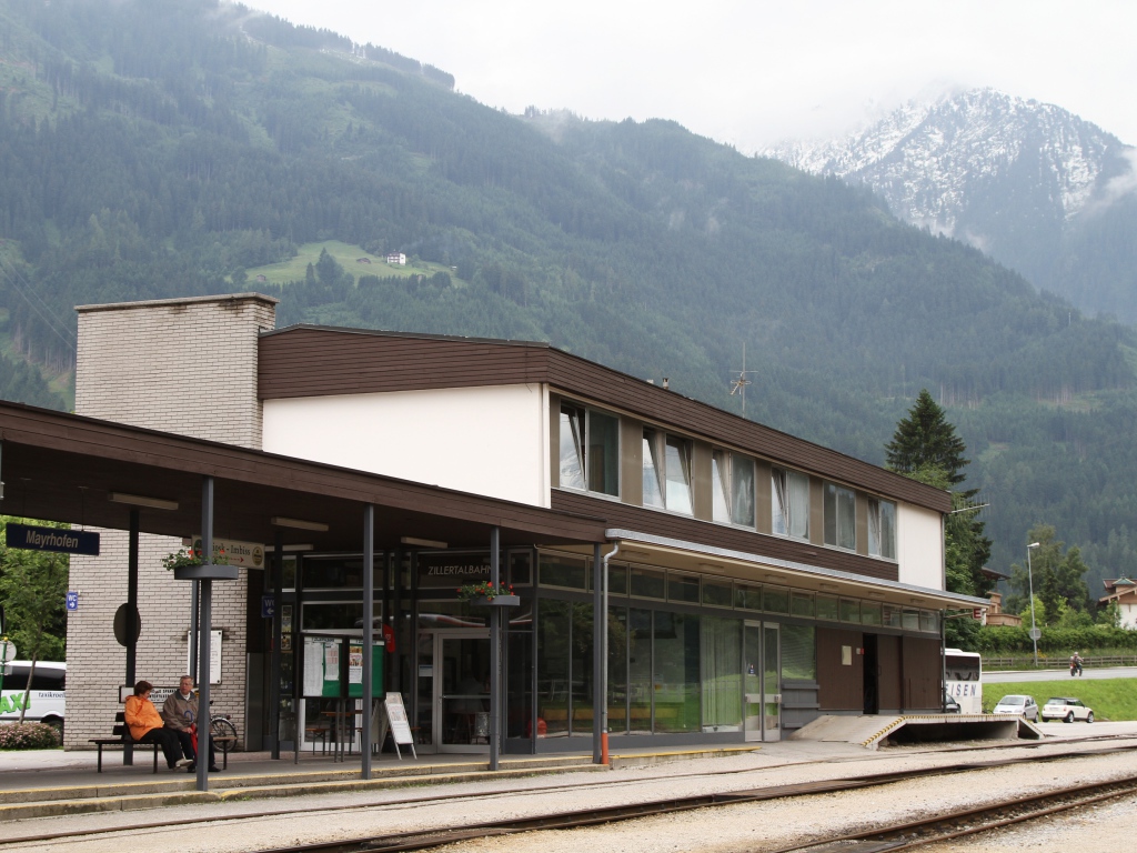 Железнодорожная станция на горнолыжном курорте Майрхофен, Австрия