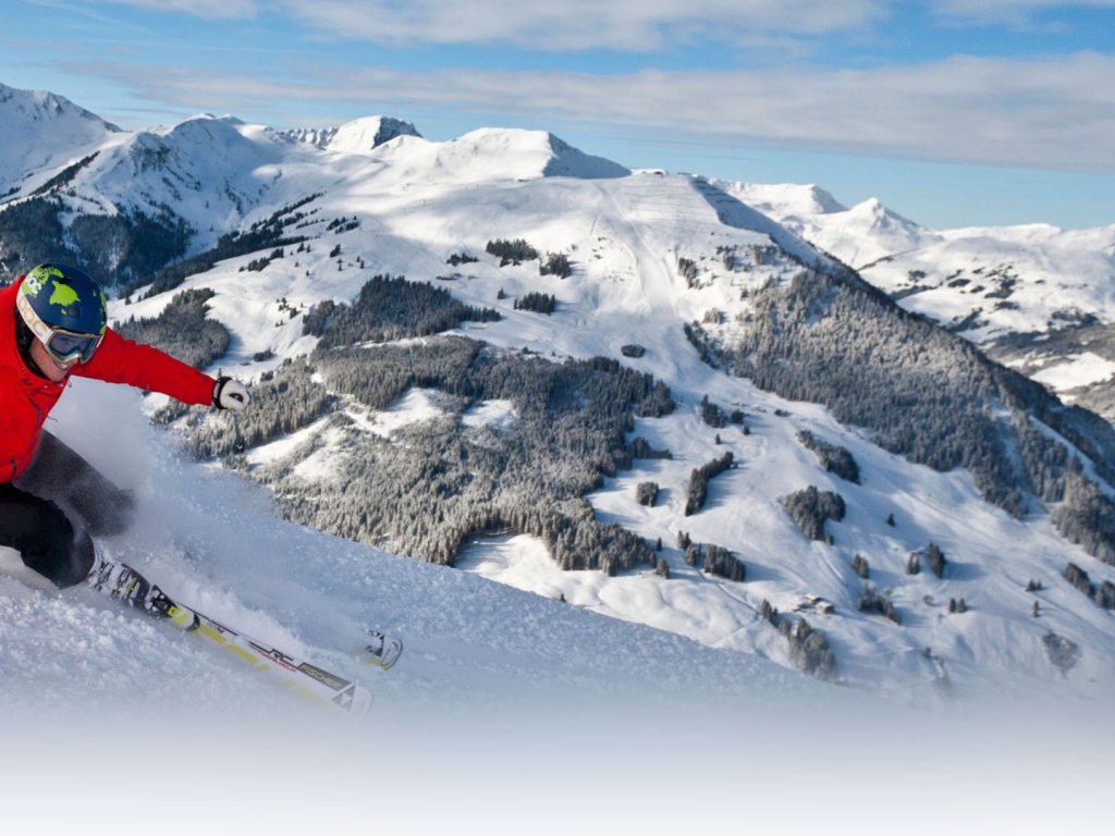 Катание на лыжах на горнолыжном курорте Заальбах Хинтерглем, Австрия