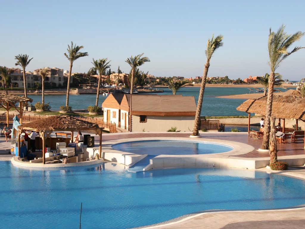 Зимний отдых на курорте Эль Гуна, Египет