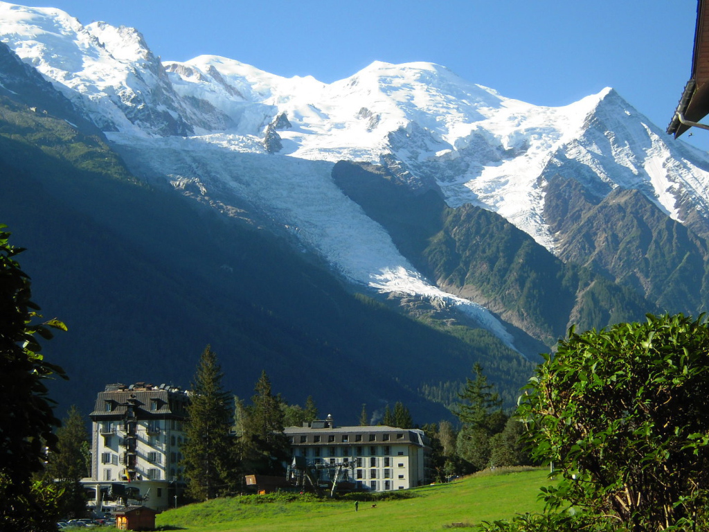 Альпы на курорте Шамони, Франция