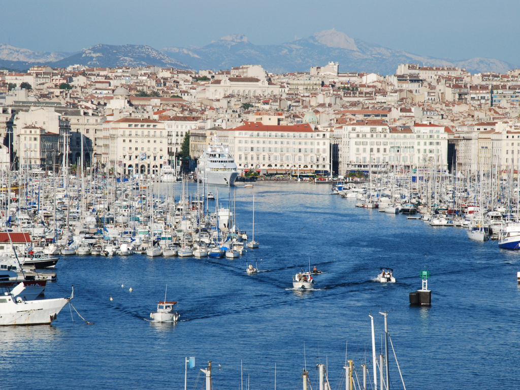 Порт в городе Марсель, Франция