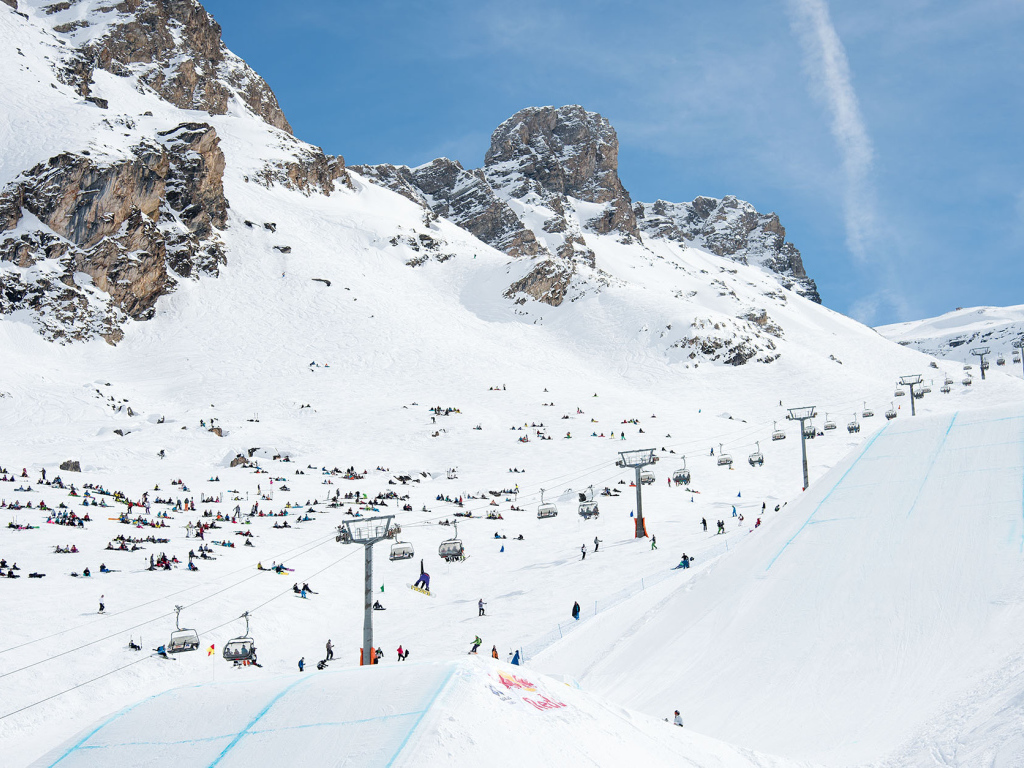 Лыжная трасса на горнолыжном курорте Тинь, Франция