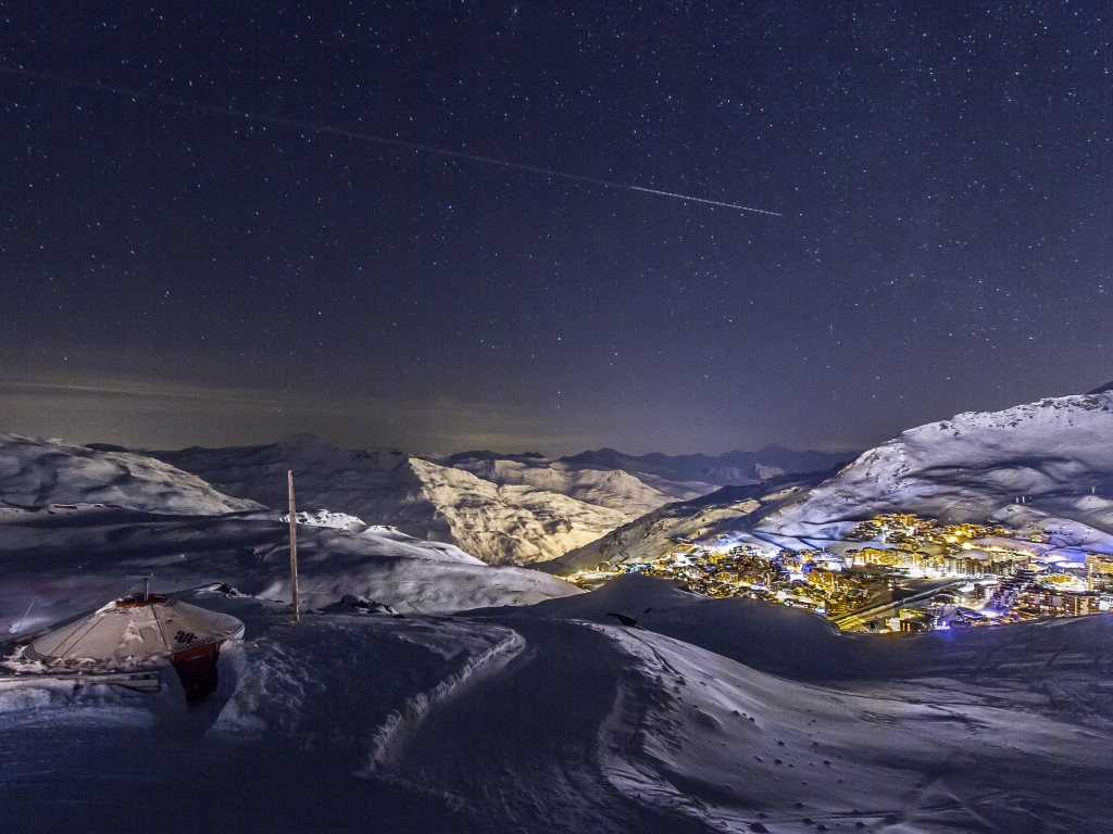 Starry sky in the ski resort of Val Thorens, France