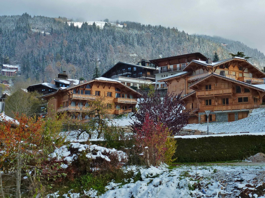 Зимний пейзаж в городе Аннеси, Франция