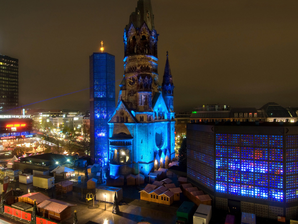 Ночной собор в Берлине