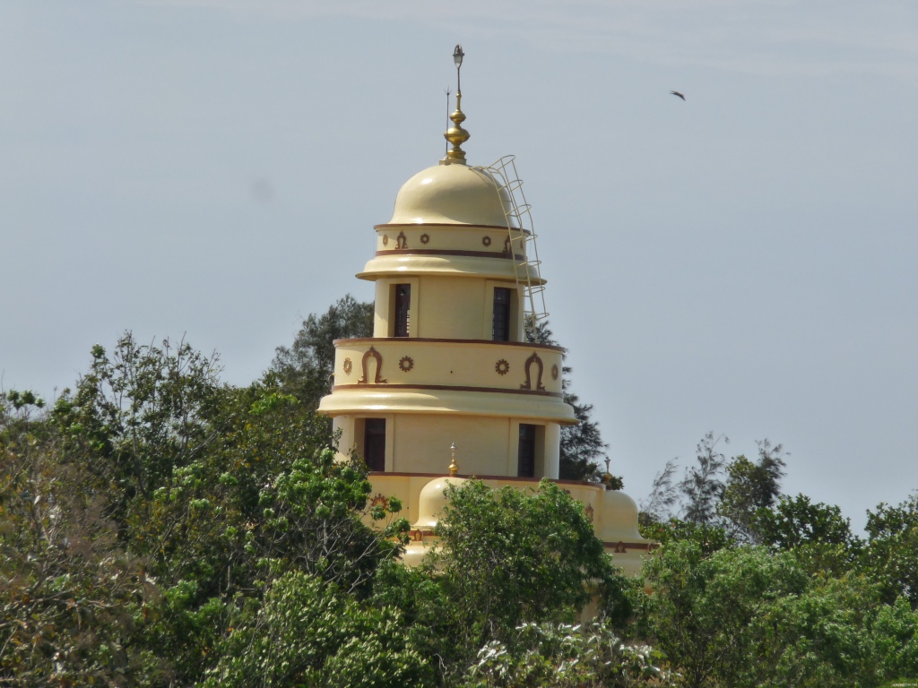 Красивый вид на Варкалу