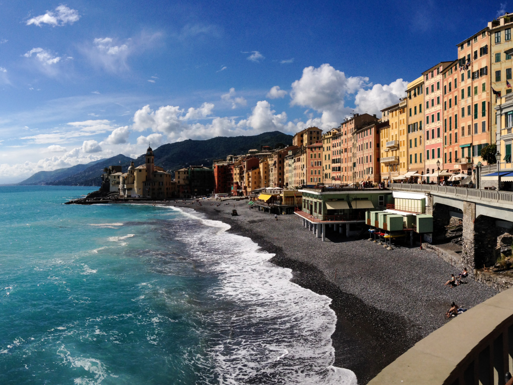 Пляж в Лигурии, Италия