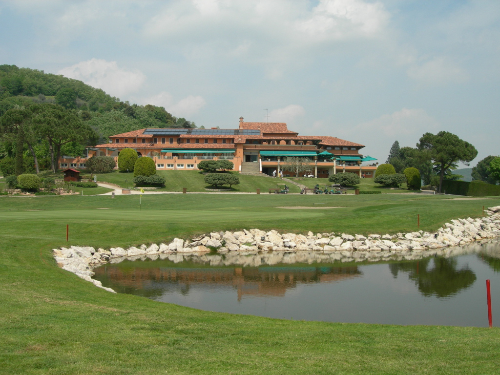 Гольф клуб в Падуе, Италия