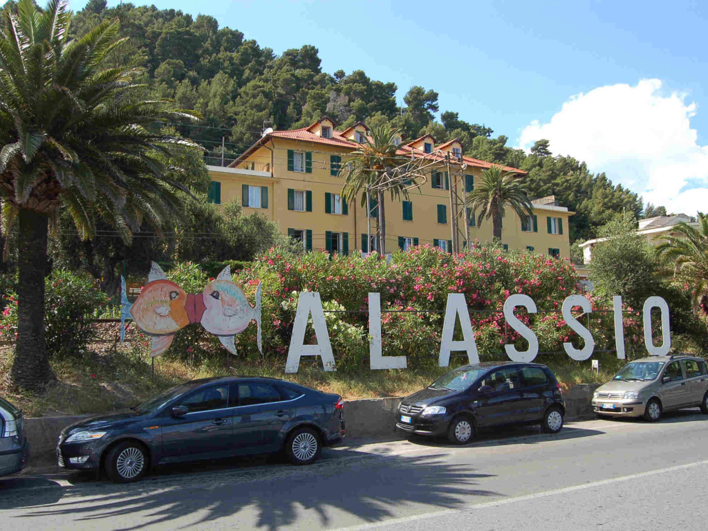 Отель на курорте Алассио, Италия