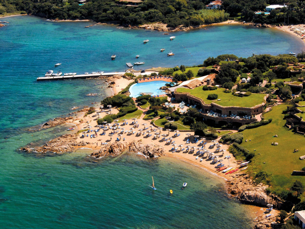 Курорт Коста Смеральда, Италия