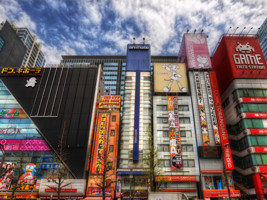 Улица Акихабара в Токио