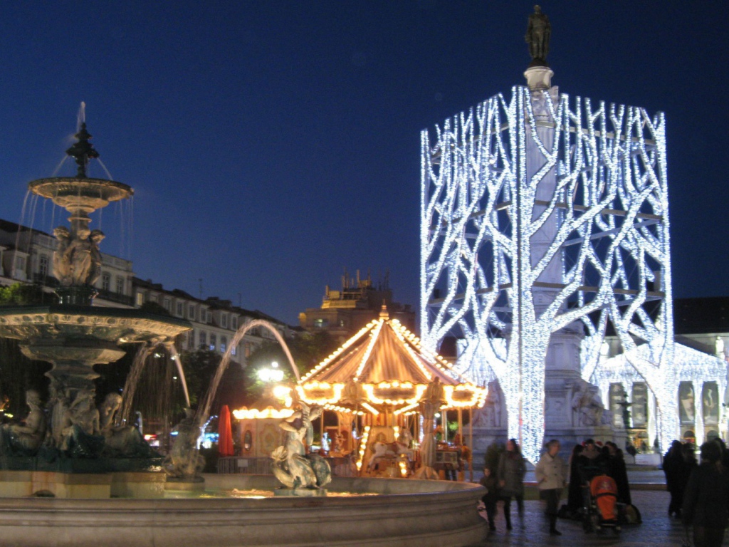 Площадь Россио в Лиссабоне