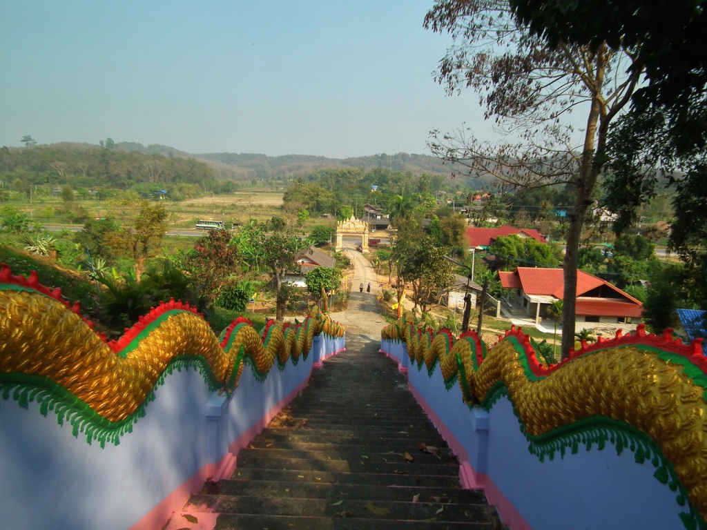 Лестница на курорте Чианг Рай, Таиланд