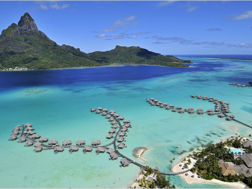 Зимний отдых на курорте острова Ко Лан, Таиланд