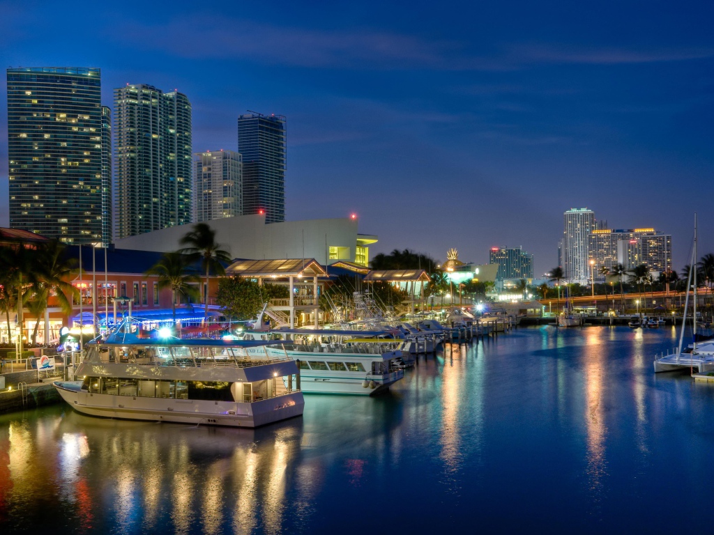 Лодки у причала в Майами