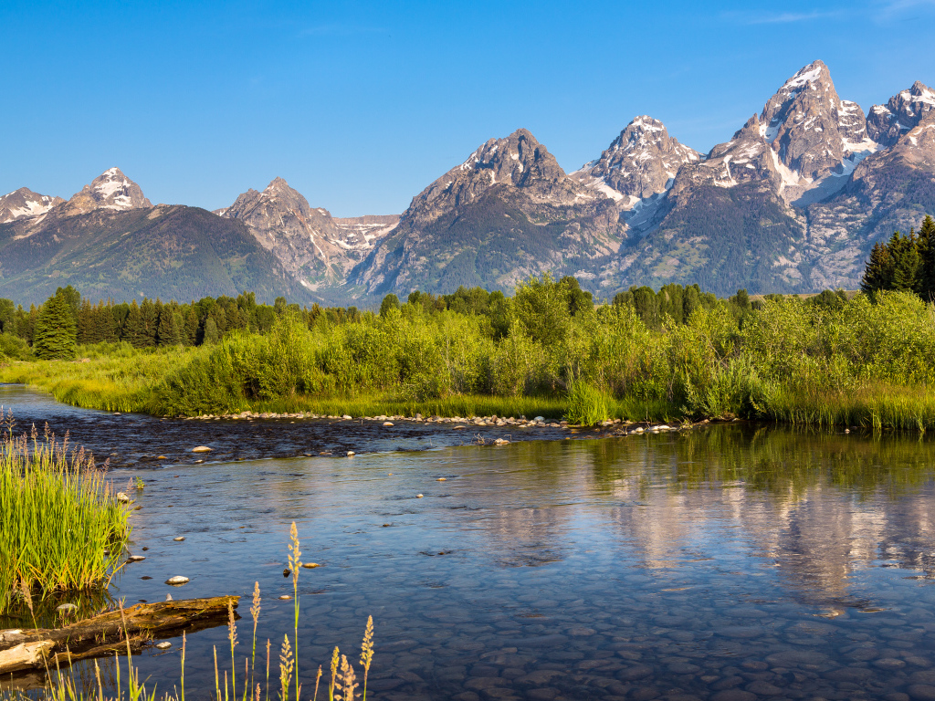 Вид на Гранд Титон в Вайоминг, США