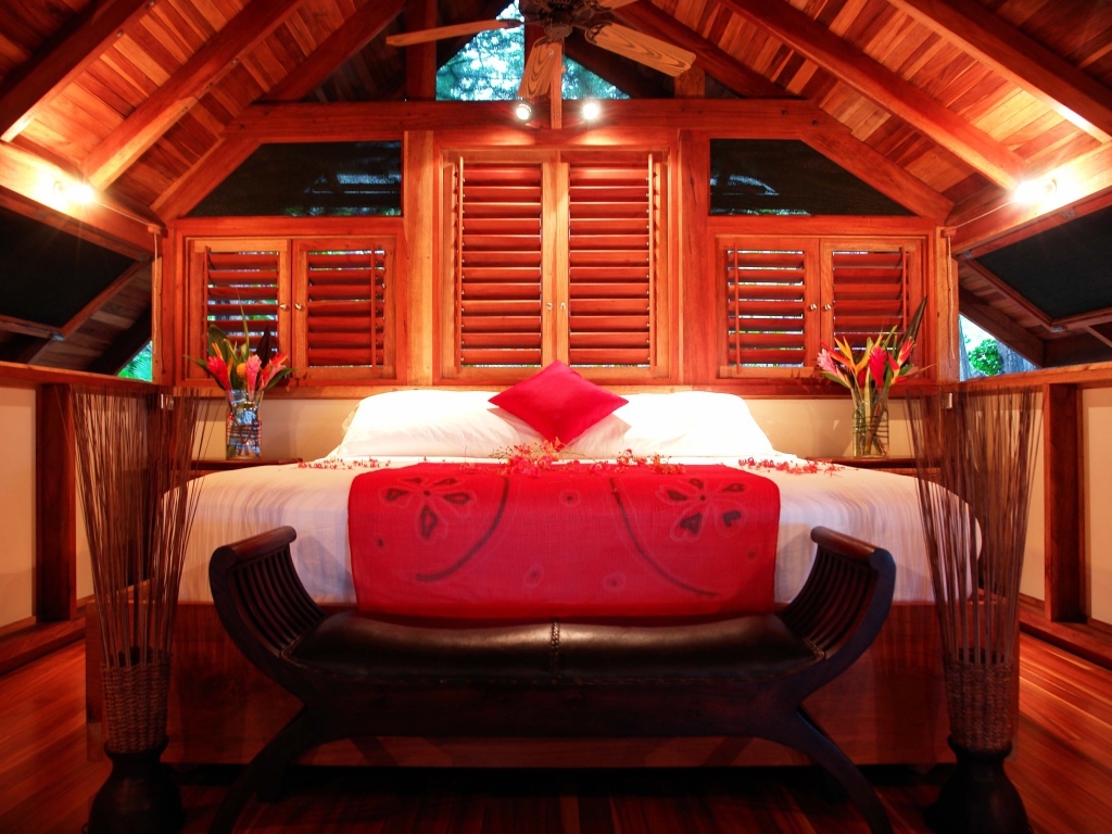 Спальня для молодоженов