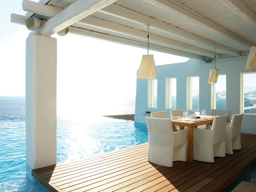 Дом около моря