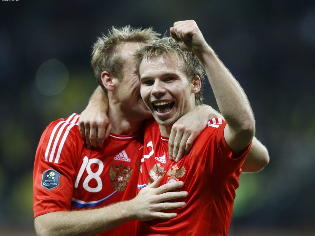 Защитник Локомотива Роман Шишкин в форме сборной РФ