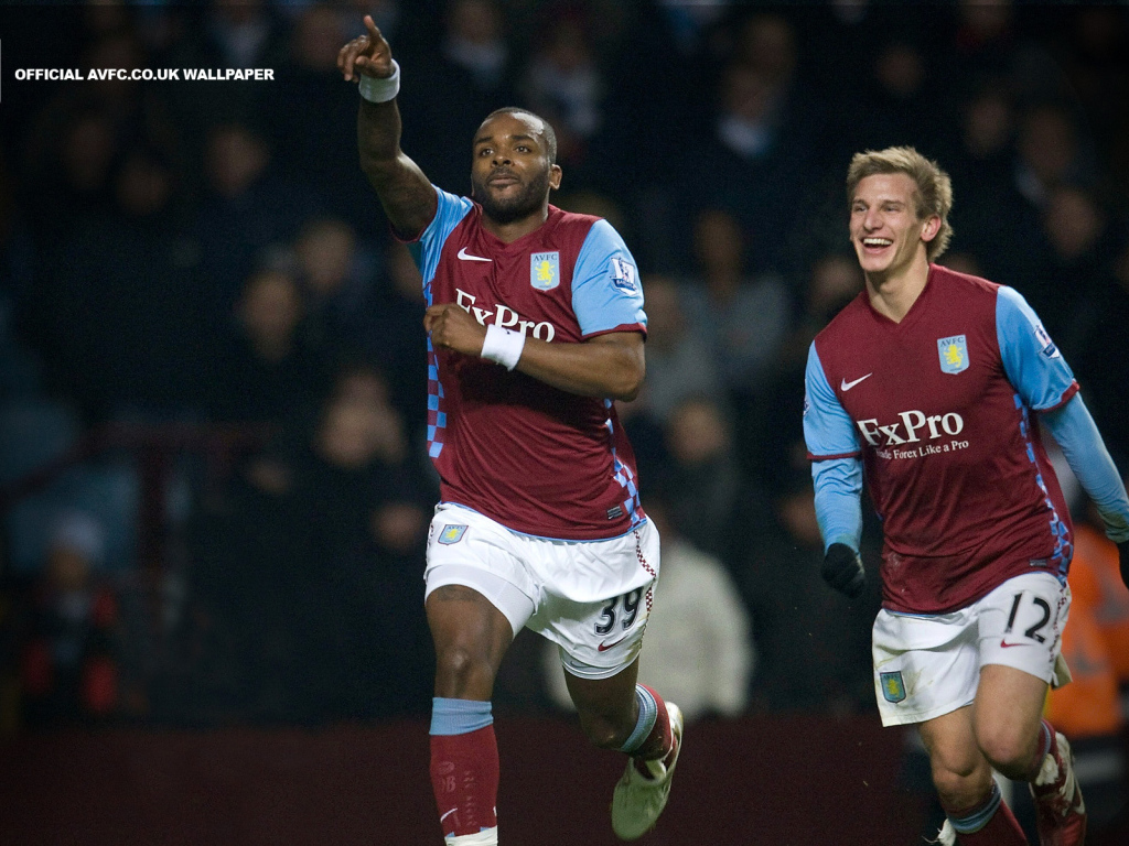 Популярный Астон Вилла