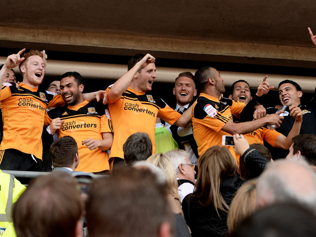 Популярный Халл Сити