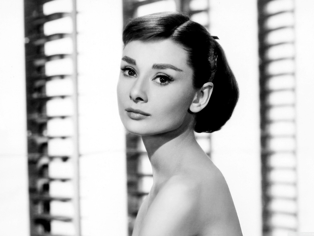 Портрет Одри Хепбёрн 