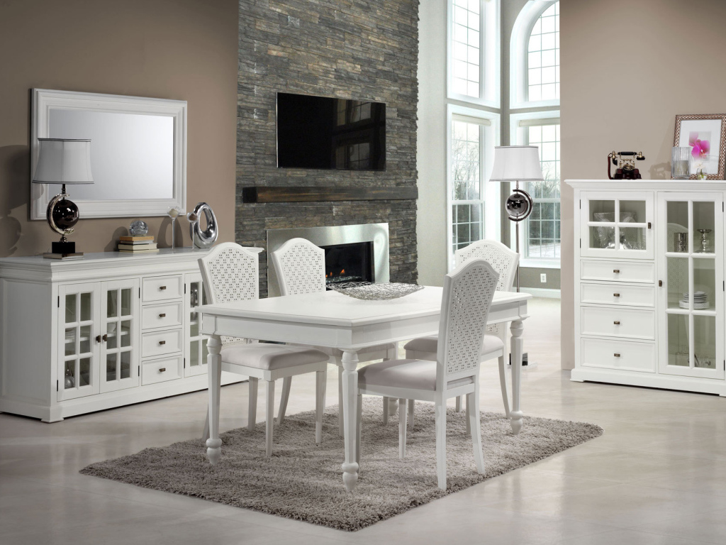 Белая мебель в столовой
