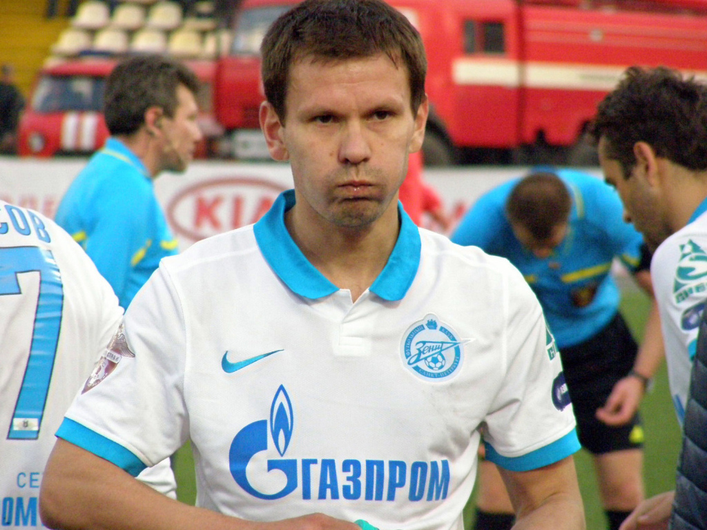 Константин Зырянов полузащитник Зенита в перерыве