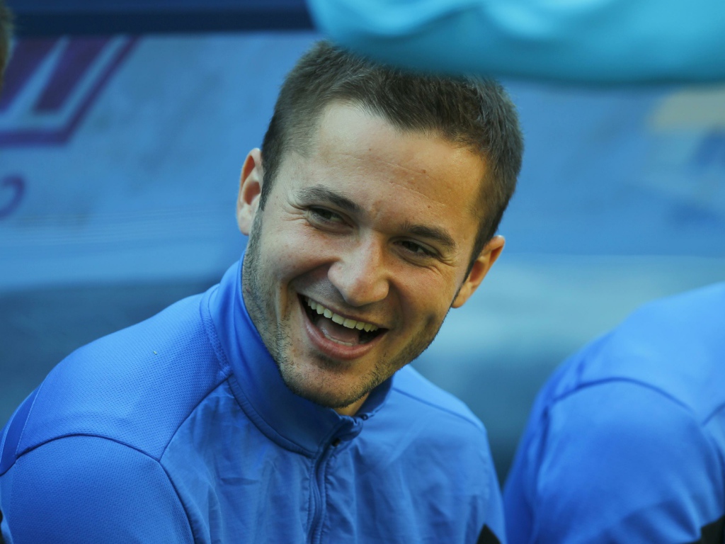 Полузащитник Зенита Виктор Файзулин на отдыхе