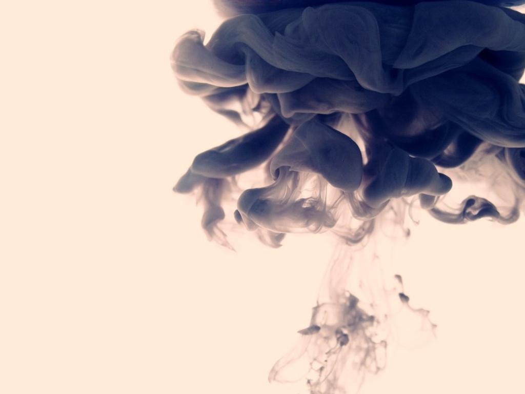 Облако черного дыма