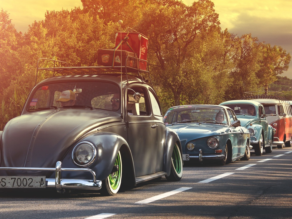 Парад старых ретро автомобилей
