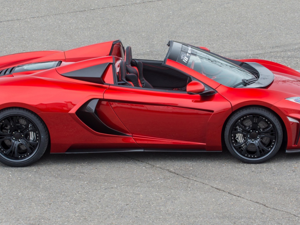 Красный кабриолет McLaren