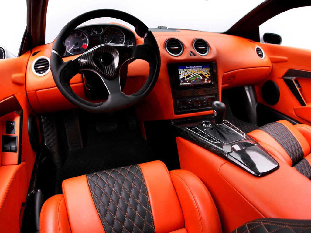 Салон суперкара Arrinera Automotive