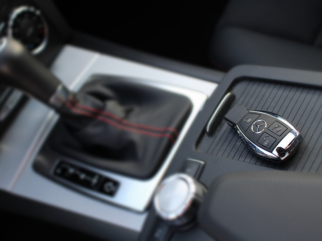 Интерьер дорогого автомобиля