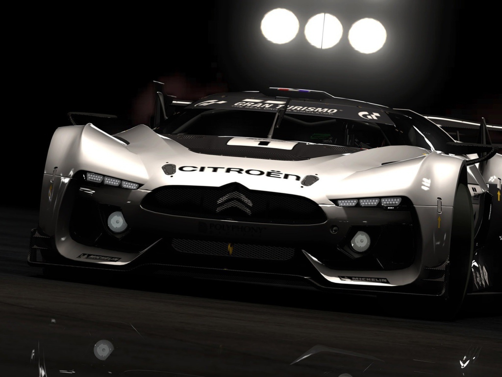 Серебристый Citroën Gran Turismo