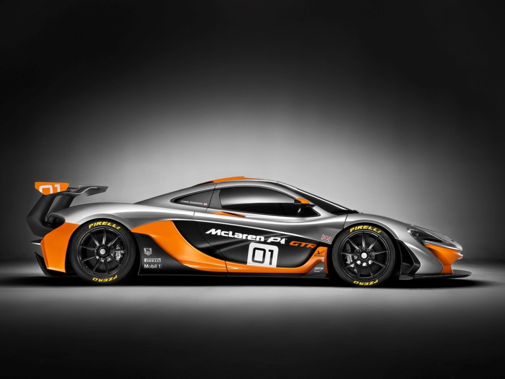 Черно оранжевый окрас спортивного McLaren P1