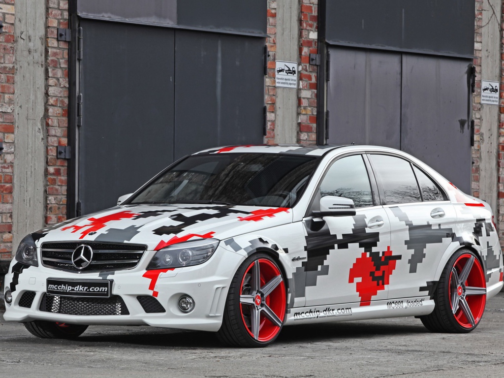 Окрас Мерседеса в стиле Minecraft